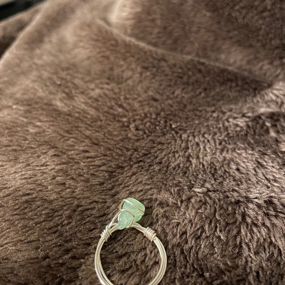 Lost ring - Picture 2 of 2